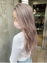 アルカナ 明治神宮前原宿(ARCANA)&nbsp;ホワイトピンクグレー