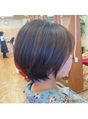 軽めのショートボブ