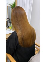 イニット 奈良新大宮(init.)&nbsp;20代 30代 40代 セクションカラー 髪質改善 ブラッドオレンジ