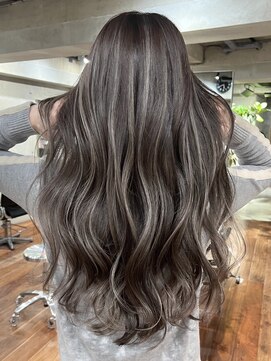 ヨロ 小岩(YOLO) ハイライトカラーミルクティーベージュケアブリーチダブルカラー