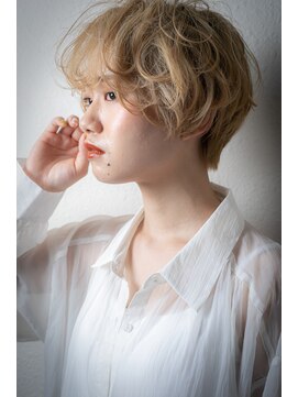 カバーヘア ブリス 志木南口駅前店(COVER HAIR bliss) 透明感ハイトーンカラーひし形小顔マッシュパーマv志木10代20代