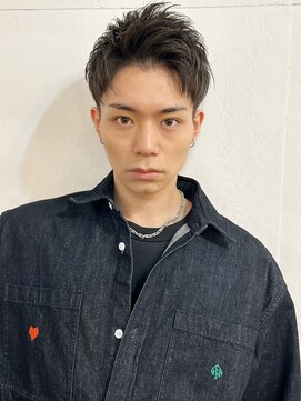 ファルベ(Farbe) スパイキーショートブルーブラックフェザーパーマサーフカール