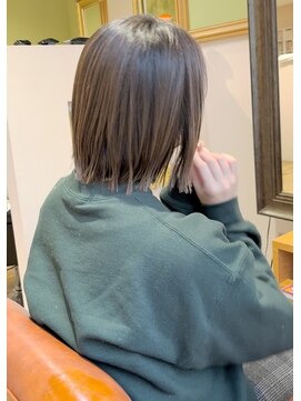 メモリーズ 水天宮前店(Memories) 切りっぱなしボブ外はねスタイリングチョコレートブラウン