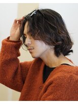 ビカム 名駅(become) 【メンズミディアム】毛流れスパイラル センターパート