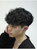 渋谷スペインカールメンズパーマフリンジカットフェードカット
