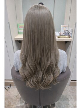 ジーナ 福岡藤崎(Zina) ブリーチ有りダブルカラー