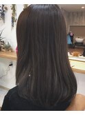 ダークグレージュ