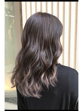 ヘア イズム 表参道(HAIR ISM) マッティーグレー×ホワイトアッシュ