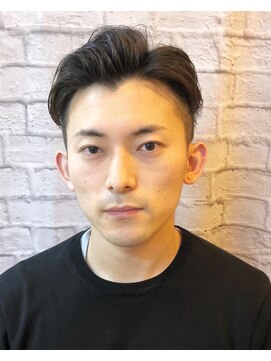 グレイスフルバーバー 赤坂見附店 バーバースタイル ツーブロック 七三分け【赤坂/理容室】