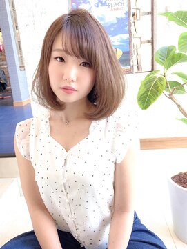 ウィズ 都賀店(Wiz) 大人可愛いひし形シルエットぱっつんボブ　ことりベージュ