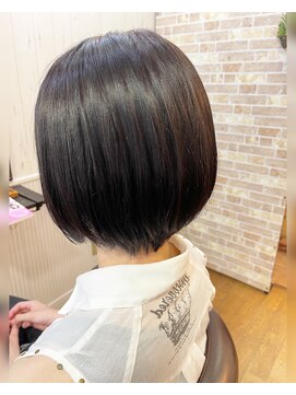 ライムヘアービューティフィー(Lime hair beautify) ひし形クールショートボブ