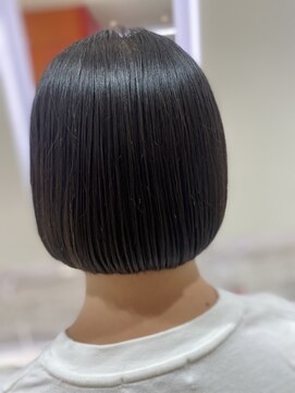 マニクレアーレ(mani CREARE) ミニボブ