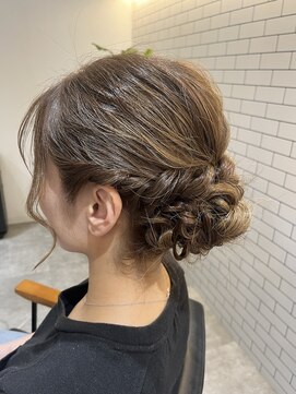 オーバルヘアー(OVAL hair) お呼ばれヘアアレンジ