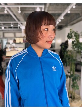 ホリー(HOLLY) 前上がりボブ×オレンジブラウン