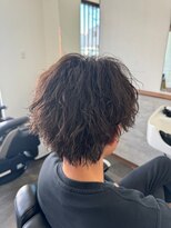 エイト(AITE)&nbsp;ベリーショート/ダークアッシュ/ニュアンスパーマ/韓国マッシュ