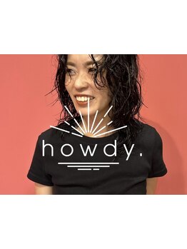 忙しい朝も簡単にお洒落に！抜け感パーマでラフな動きと軽やかさを演出♪立体感UPで小顔効果も◎