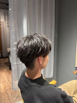 アンドワークス 2nd(&WORKS) フェザーパーマ