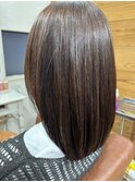 メテオでつくるオトナストレートヘア
