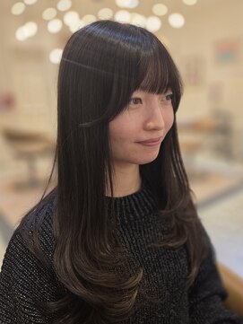 グリッター 泉中央店(GRITTERs) 【レイヤーカット】 動きと艶が出る上品スタイル