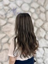 ハウディーヘアールーム(howdy hair room)&nbsp;【大磯美容室】アディクシーコントラストハイライト