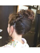 五番街&nbsp;《五番街》夜会巻き×編み込みアレンジ