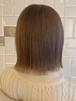 イト(ito)&nbsp;【 ito ／ 梅田 】シンプルベージュカラー×外ハネボブスタイル