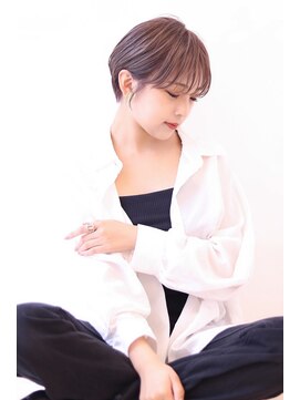 オーロ 宝塚店(ORO) ペールベージュショートヘア