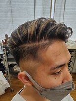 リビングヘアルーム(LIVING HAIR ROOM) フェード