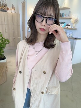 ヴィンスジオ 岐阜駅南(vince gio) 韓国くびれヘア 顔まわりレイヤー ブリーチなし