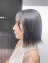 ジルバイジアン(JILL by GIEN)&nbsp;切りっぱなしショート　くびれショート　グレージュ　　梶屋