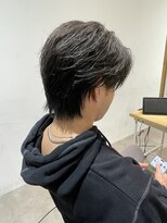 ヤテ(yate')&nbsp;ニュアンスパーマ　毛流れパーマ　センターパート