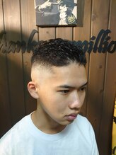 サンフラット(Sun Flat) ストリート×フェードスタイル