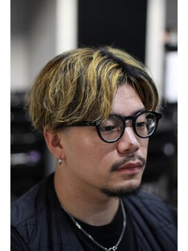 ニューオールド 三軒茶屋(NEW OLD) ハイライト×センターパート