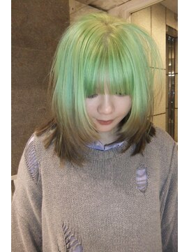 ダブ アオヤマ(DaB AOYAMA) 【黒染め履歴可】ハッシュレイヤーカット×裾カラー×ミント