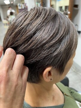 白髪ぼかし30代40代50代60代伊丹大人ショート大人ボブ