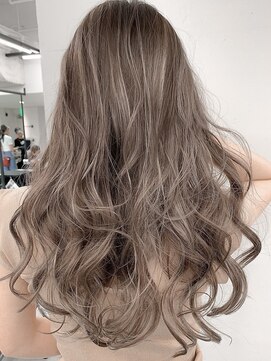 LIAH【リア】【3月上旬NEW OPEN(予定)】 【LIAH】ナチュラル3Dハイライト/白髪ぼかし/髪質改善/堺筋本町