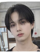 ポーチバイハニー オモテサンドウ(PORCH by HONEY omotesando)&nbsp;ニュアンスセンターパート刈り上げセンターパートフェザーパーマ