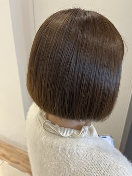 アチェロ(acero) オリーブグレージュ×ボブ