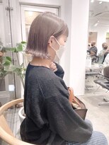 リラ バイ ミラ 新宿(LILA by MILA) 切りっぱなしボブ/シアーグレージュ/ミルクティカラー/透け感