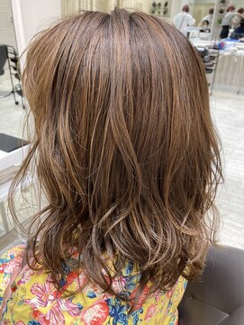 ゼル イオンタウン名西(ZELE) ミディアム