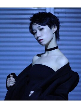 シュバルツ(schwarz) ジェンダーレスショートウルフ