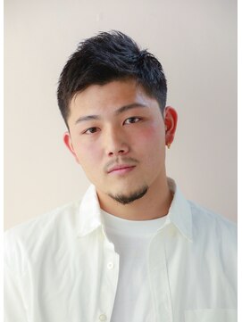 パウダー(powder) アップバング　ツーブロック　ベリショ　スパイキーショート