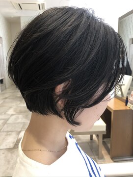 ヒアカアヴェダ 天神VIORO (Heaka AVEDA) ショートボブ【20代/30代/40代/ショート】H