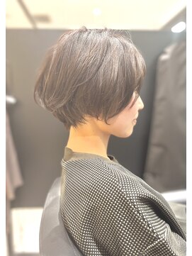 ジエクト 本店(The Ect) 大人ショート×伸ばしかけヘア×くせ毛カバー×ぱっつん前髪