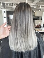 オリ(‘Oli)&nbsp;ホワイトバレイヤージュ