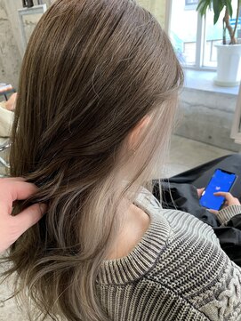 ココ 本八幡(KOKO) ★デザインカラー/レイヤーカット/ウェットヘアオリーブベージュ