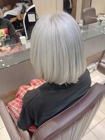 トムキャット(TOM CAT) 【新宿TOMCAT】冬ホワイトカラー