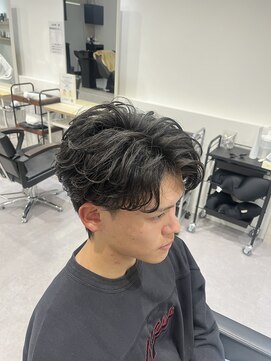 ステアーズ(Stairs) フェザーパーマ