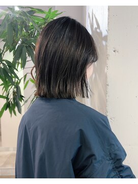 タロ(TALO) 【TALO】アゴ下のボブ