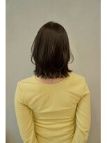 ジーナ  札幌大通(Zina)&nbsp;美髪＊ふんわりレイヤーミディ＊オリーブアッシュ＊Zina札幌大通